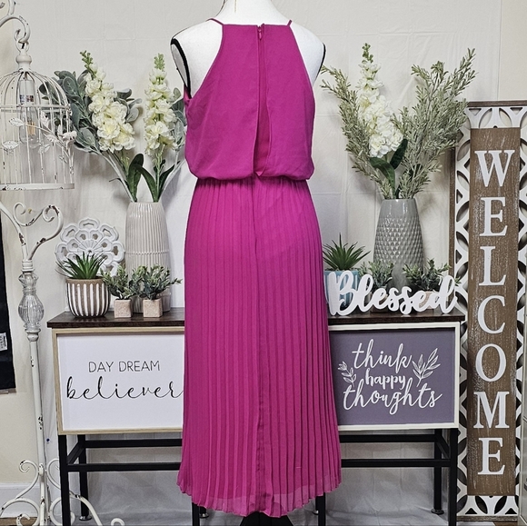 SAM EDELMAN | CHIFFON PLEATED SLEEVELESS MIDI DRESS- FUCHSIA PINK - Picture 4 of 16